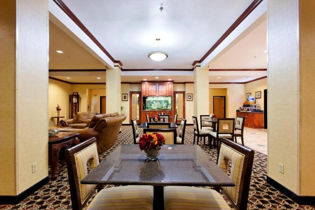 Holiday Inn Express Crockett By Ihg Kültér fotó